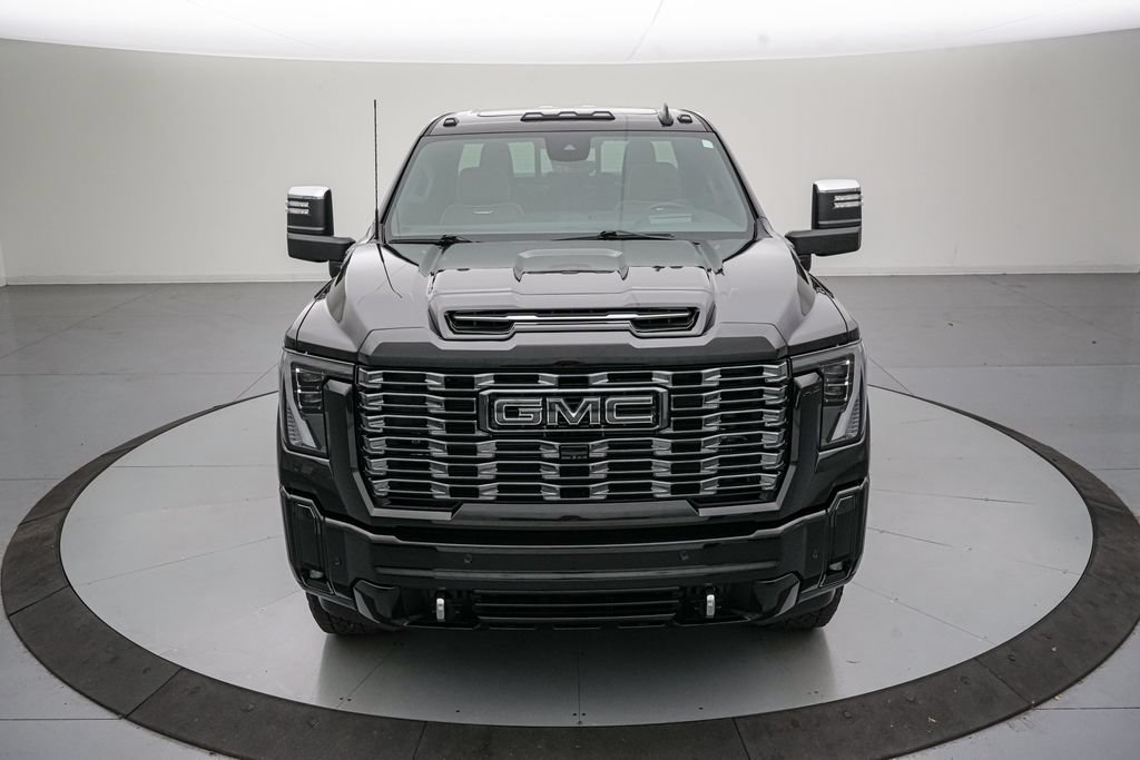 Used 2025 GMC Sierra 2500 Denali Ultimate w/ Max Trailering Package AWD/4WD image 10