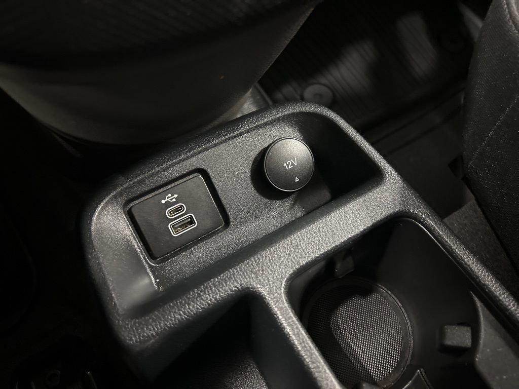 Certified 2022 Ford Transit Connect XL image 19