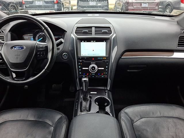 Certified 2017 Ford Explorer Limited image 15