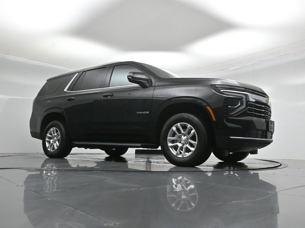 Used 2025 Chevrolet Tahoe LT image 4