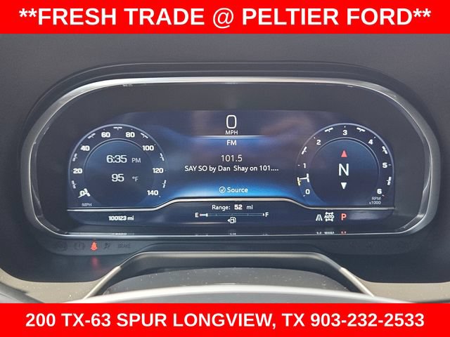 Used 2022 Chevrolet Tahoe Z71 w/ Luxury Package AWD/4WD image 33