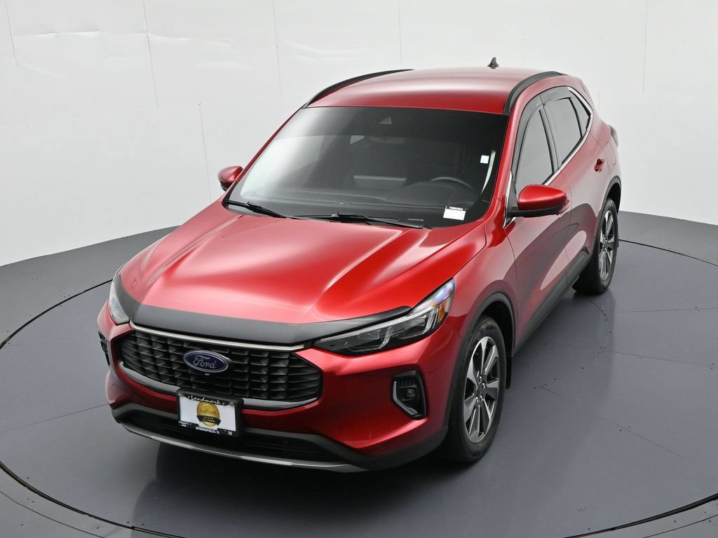 Certified 2023 Ford Escape Platinum AWD/4WD image 18