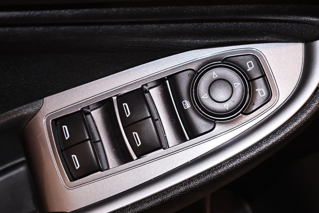 Used 2022 Chevrolet Malibu RS FWD image 12
