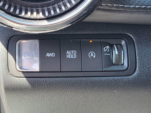Used 2026 Chevrolet Equinox LT AWD/4WD image 14