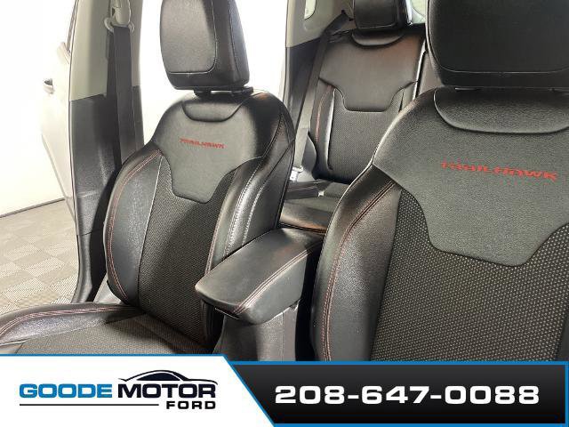 Used 2020 Jeep Compass Trailhawk image 18