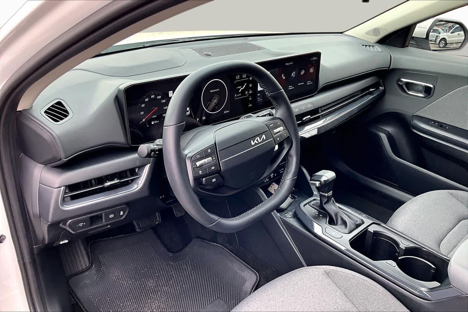 Used 2025 Kia K4 GT-Line Turbo FWD image 18