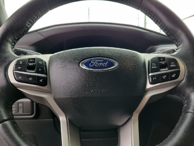 Certified 2022 Ford Explorer XLT w/ Equipment Group 202A RWD image 25