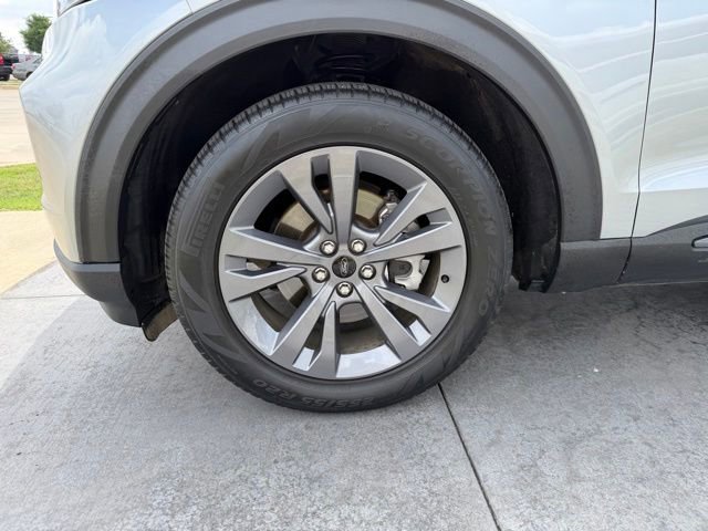 Certified 2023 Ford Explorer XLT w/ Equipment Group 202A RWD image 4
