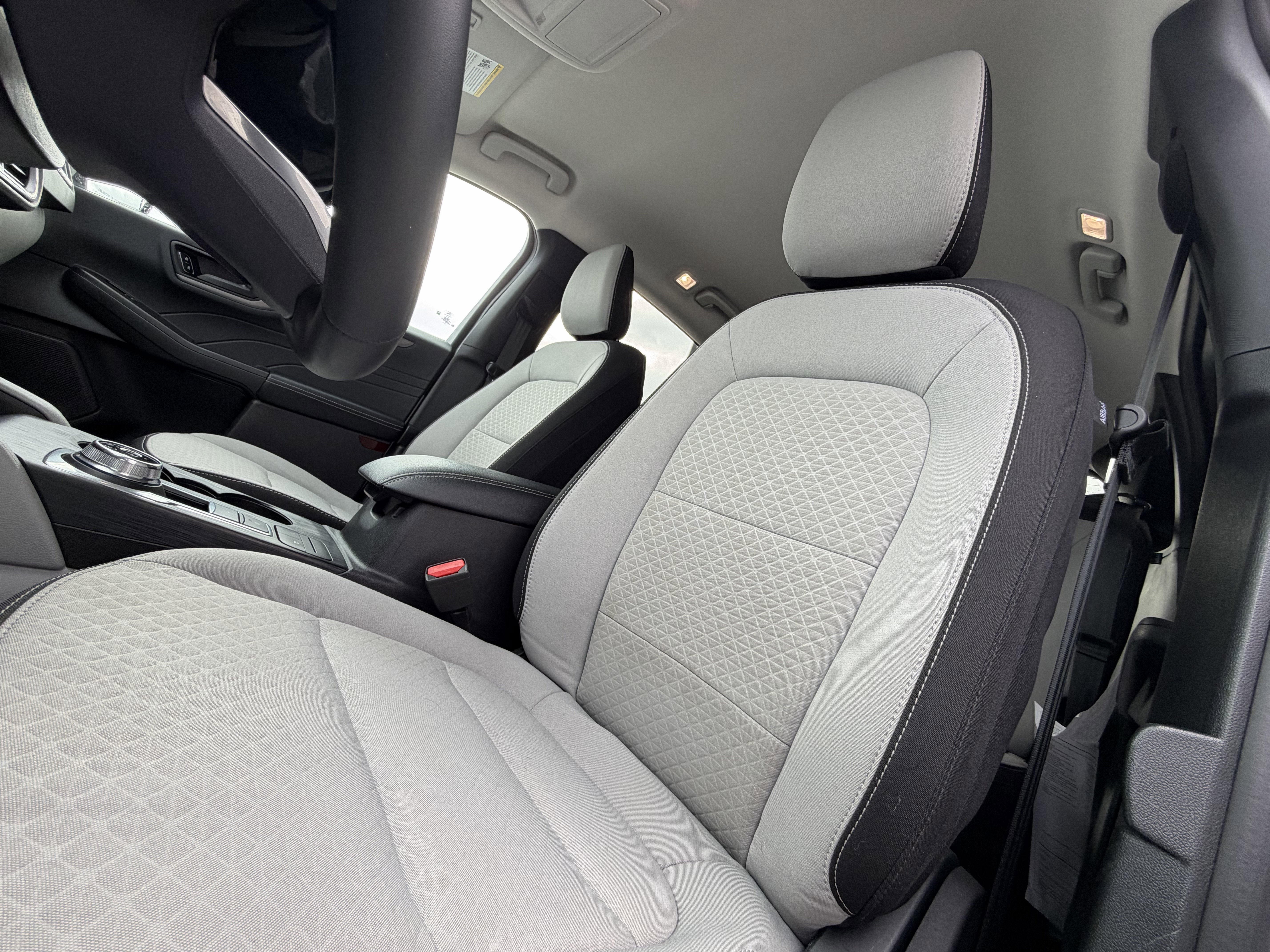 Certified 2025 Ford Escape Active w/ Cold Weather Package image 16