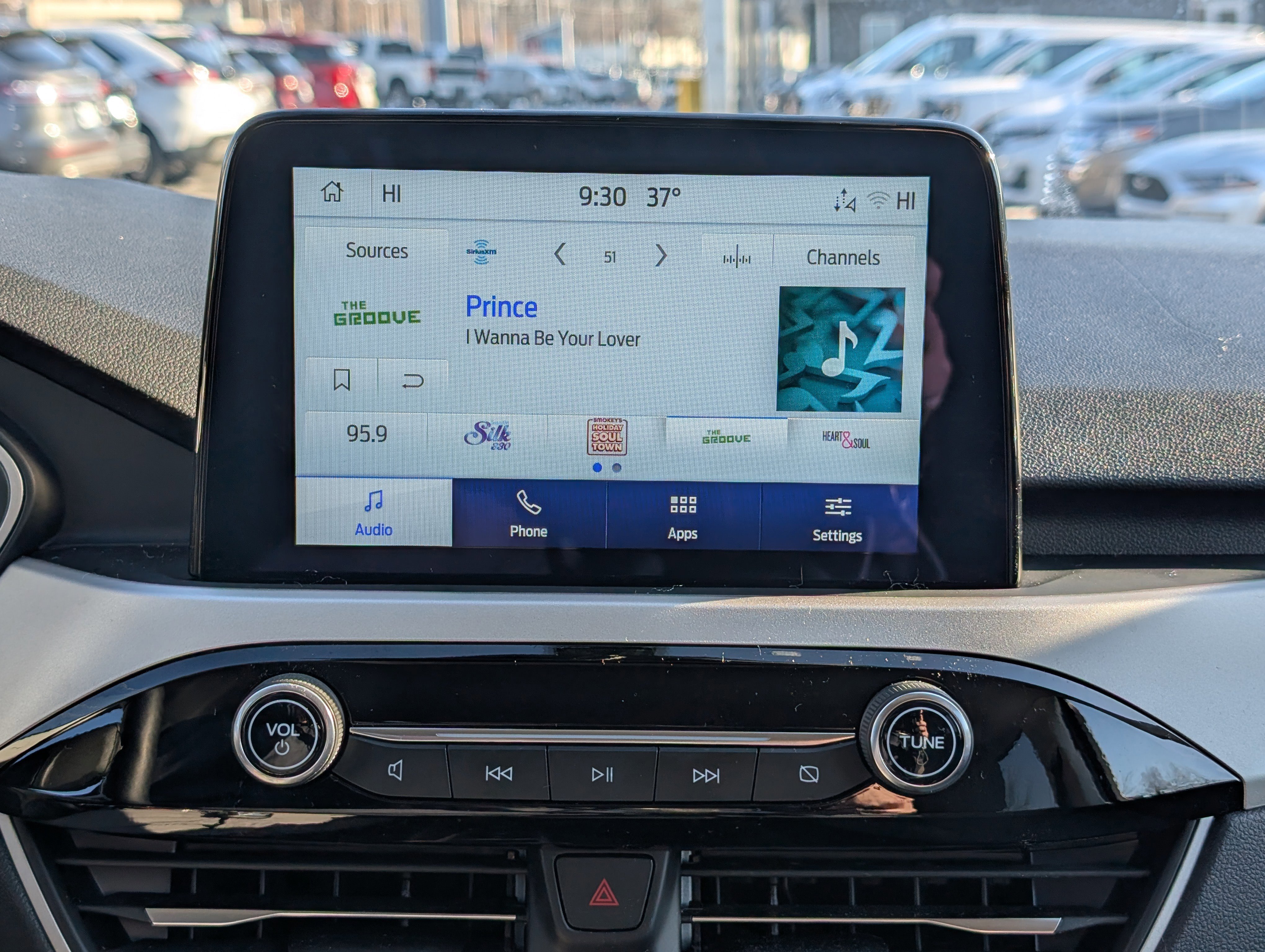 Certified 2022 Ford Escape SE w/ SE Sport Appearance Package image 27