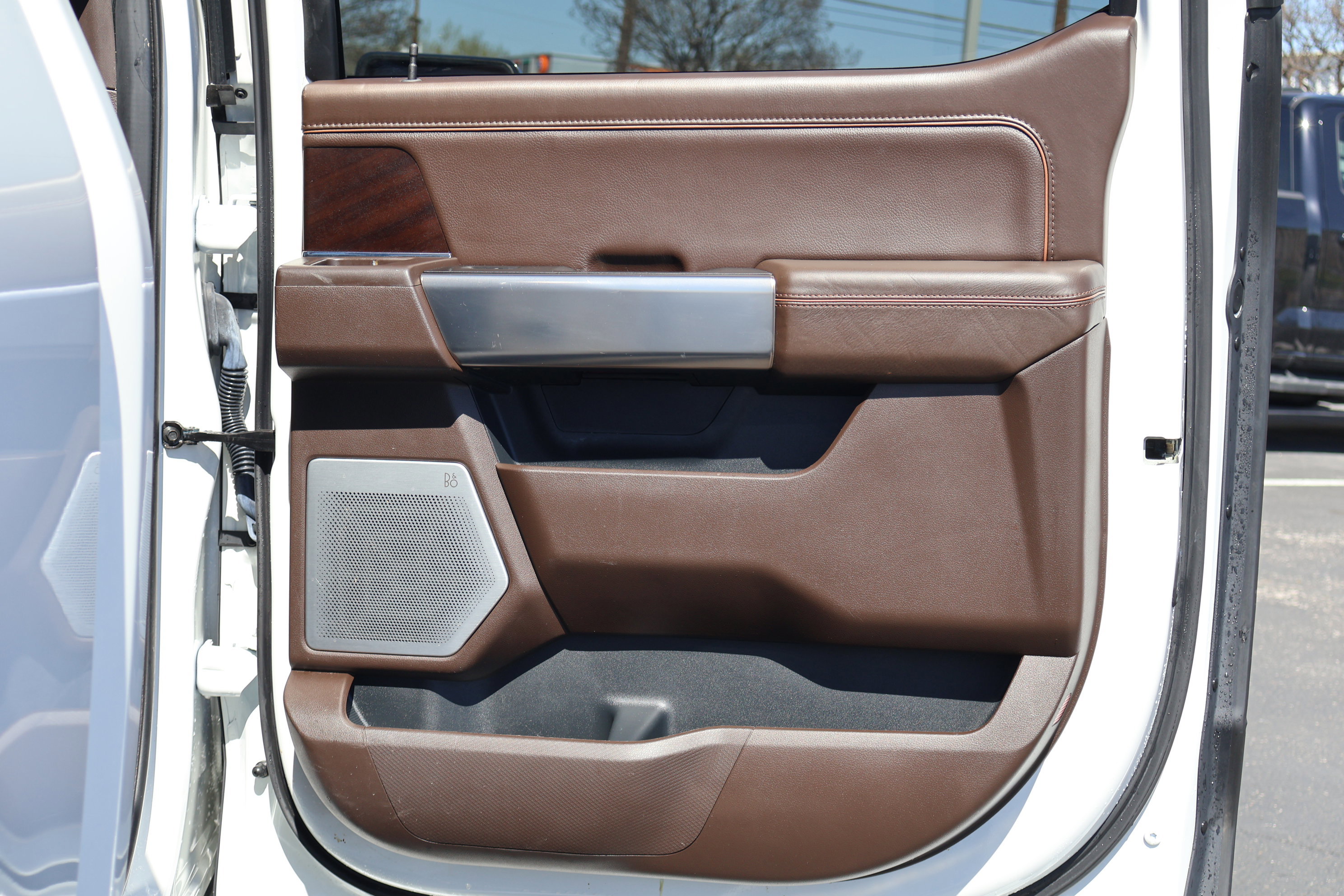 Certified 2022 Ford F150 King Ranch w/ Equipment Group 601A High image 32