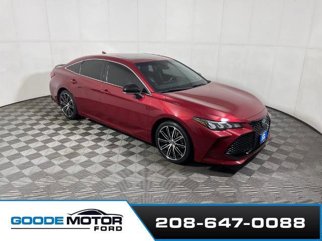 Used 2019 Toyota Avalon XSE image 4