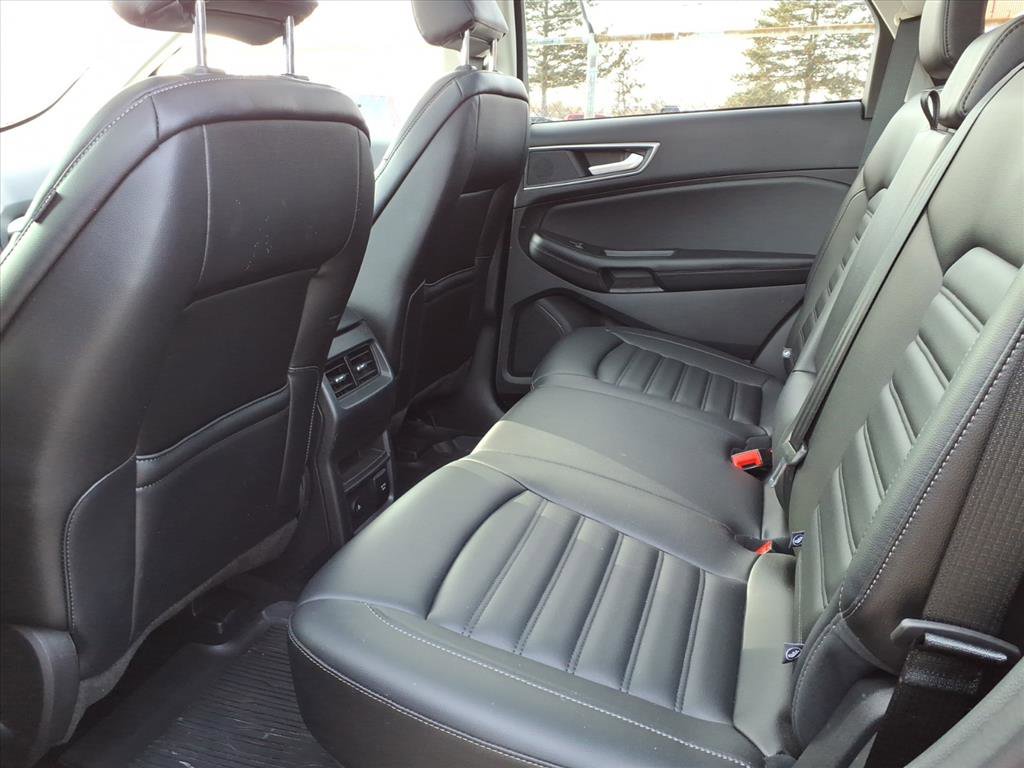 Certified 2024 Ford Edge SEL w/ Convenience Package image 11