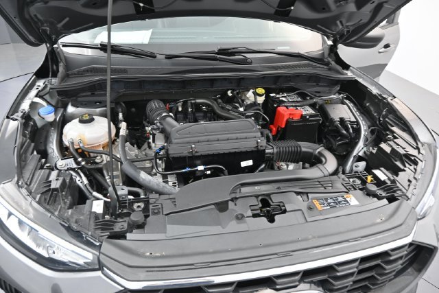Certified 2025 Ford Escape ST-Line FWD image 29