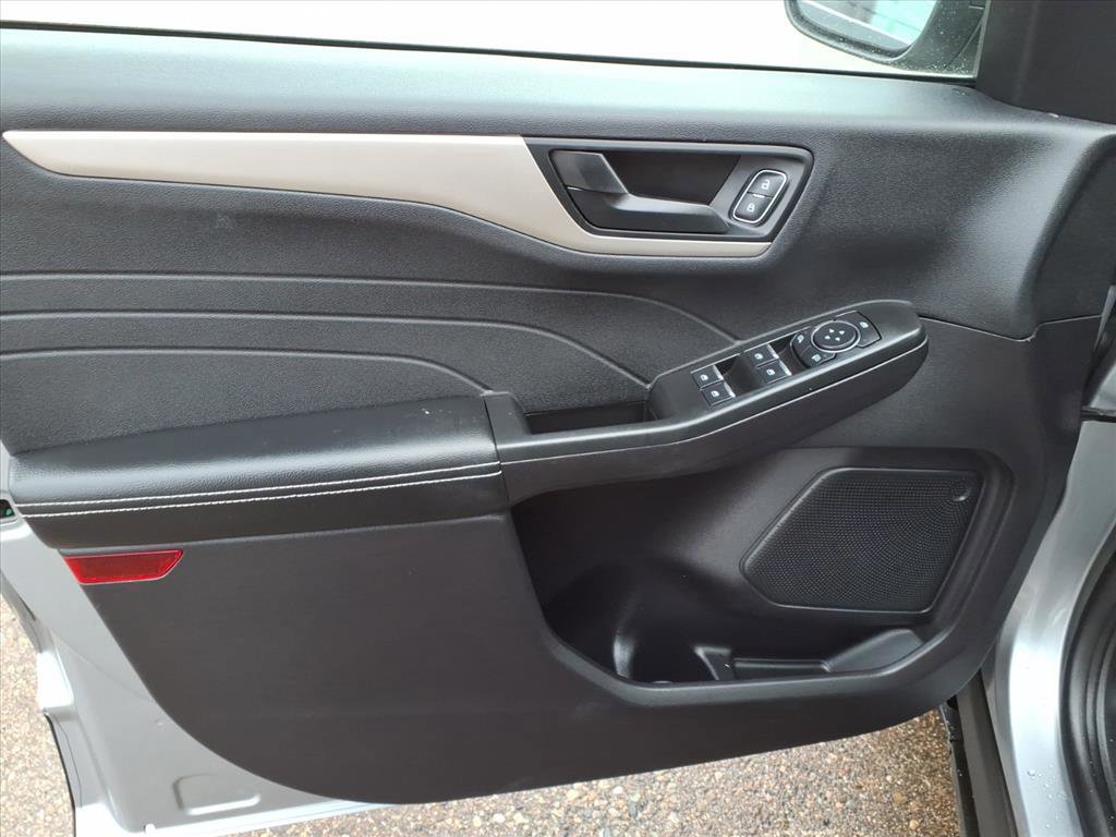 Certified 2022 Ford Escape SE w/ Convenience Package image 11