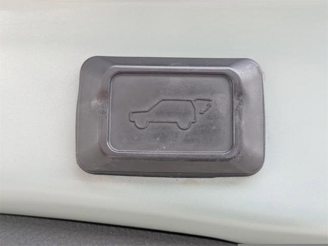 Used 2020 Toyota RAV4 TRD Off-Road image 13