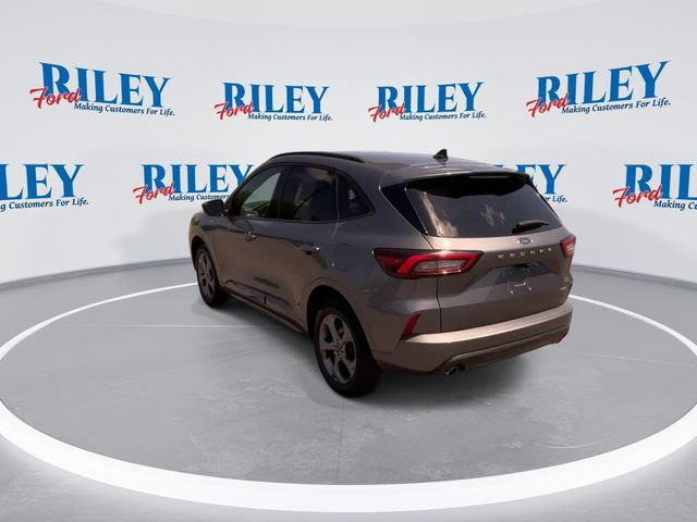 Certified 2024 Ford Escape ST-Line AWD/4WD image 7