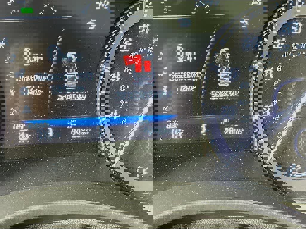 Used 2020 Toyota Highlander XLE image 23