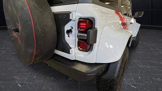 Certified 2024 Ford Bronco Raptor w/ Interior Carbon Fiber Pack 6 AWD/4WD image 39