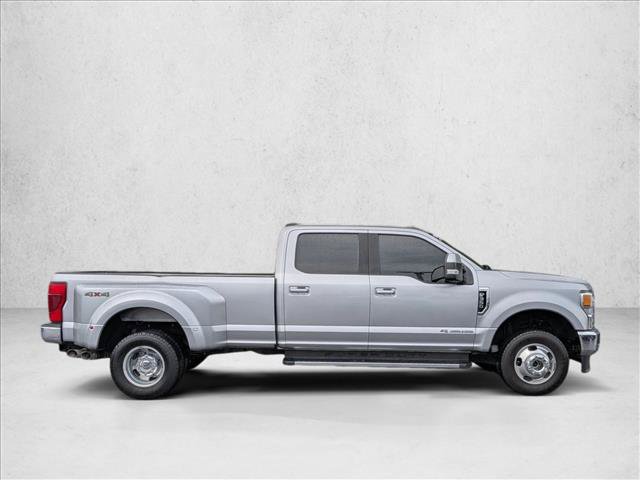 Certified 2022 Ford F350 Lariat AWD/4WD image 4
