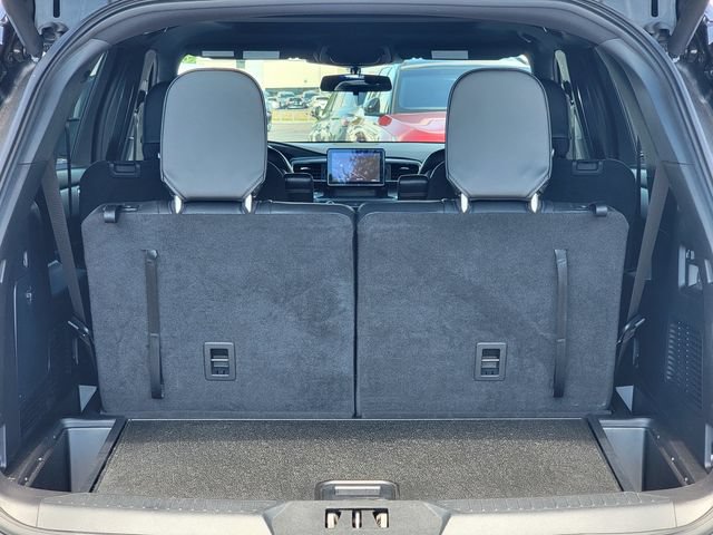 Certified 2020 Ford Explorer XLT w/ Equipment Group 202A AWD/4WD image 23