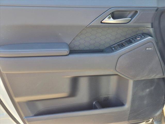 Used 2024 Lexus GX 550 AWD/4WD image 18