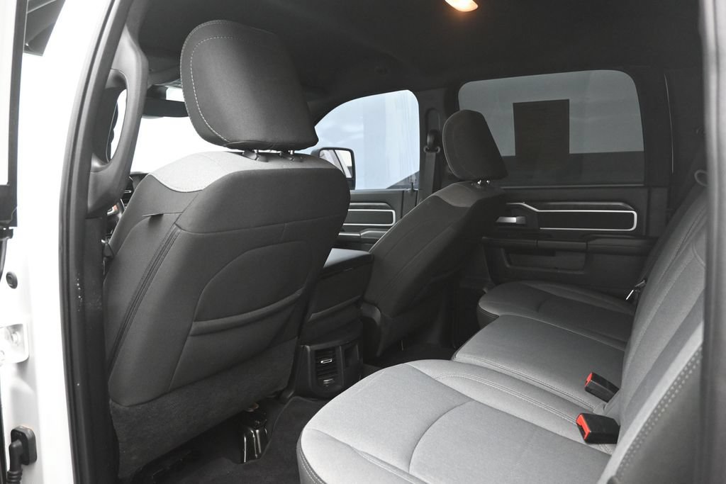 Used 2024 RAM 2500 Big Horn AWD/4WD image 25