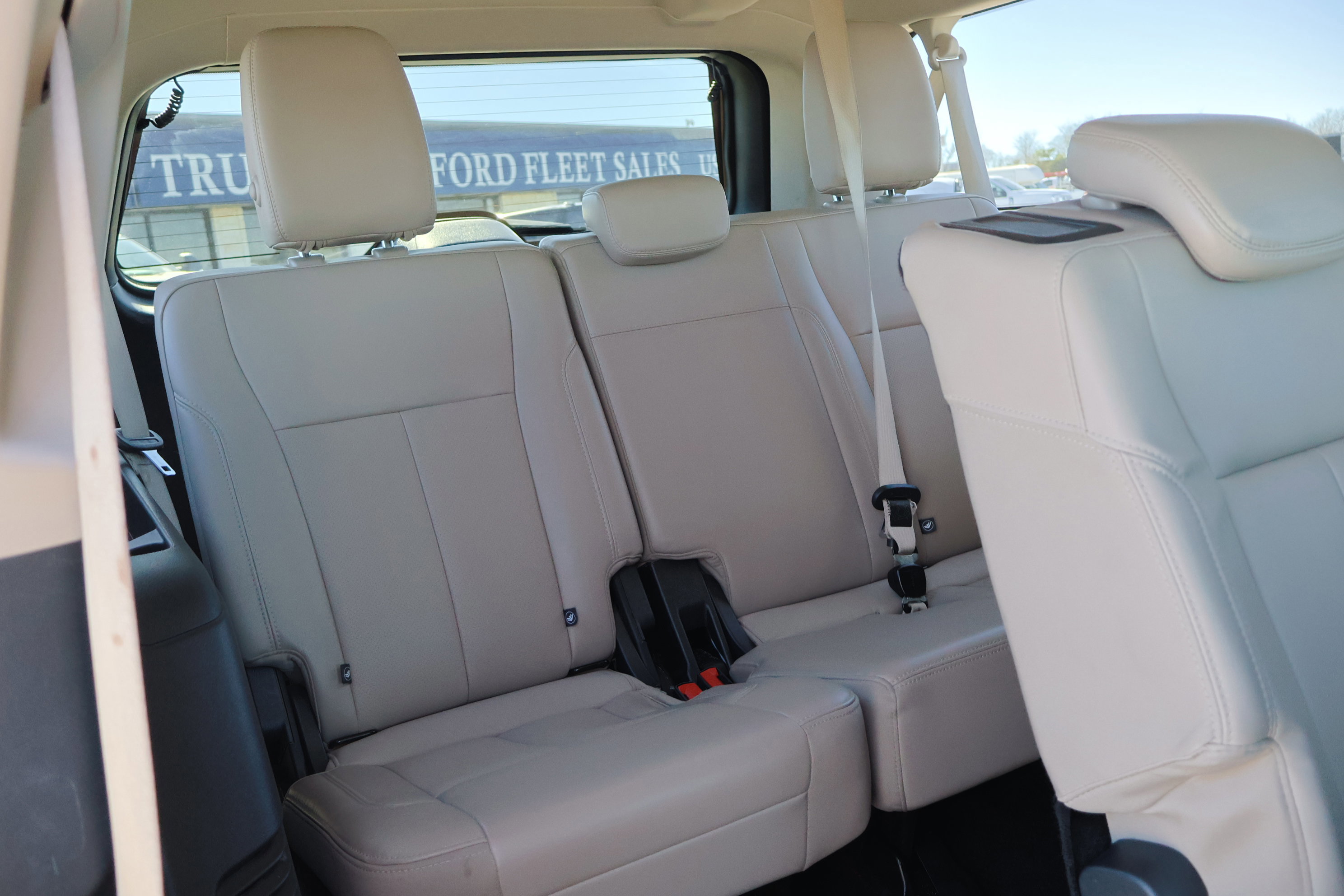 Certified 2024 Ford Expedition Max XLT image 40