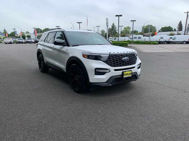 Certified 2022 Ford Explorer ST-Line w/ Class IV Trailer Tow Package AWD/4WD image 11
