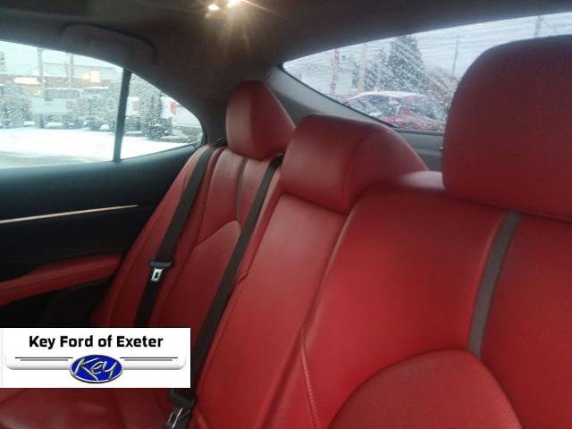 Used 2018 Toyota Camry XSE image 18