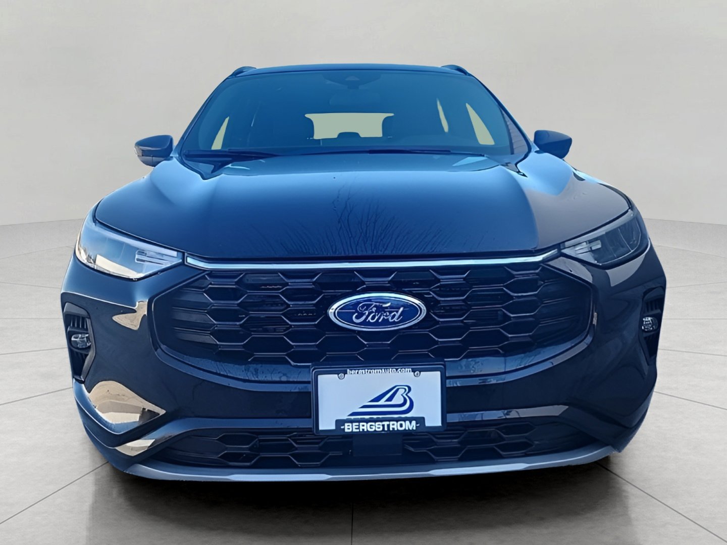 Certified 2023 Ford Escape ST-Line Select w/ Tech Pack #1 image 4