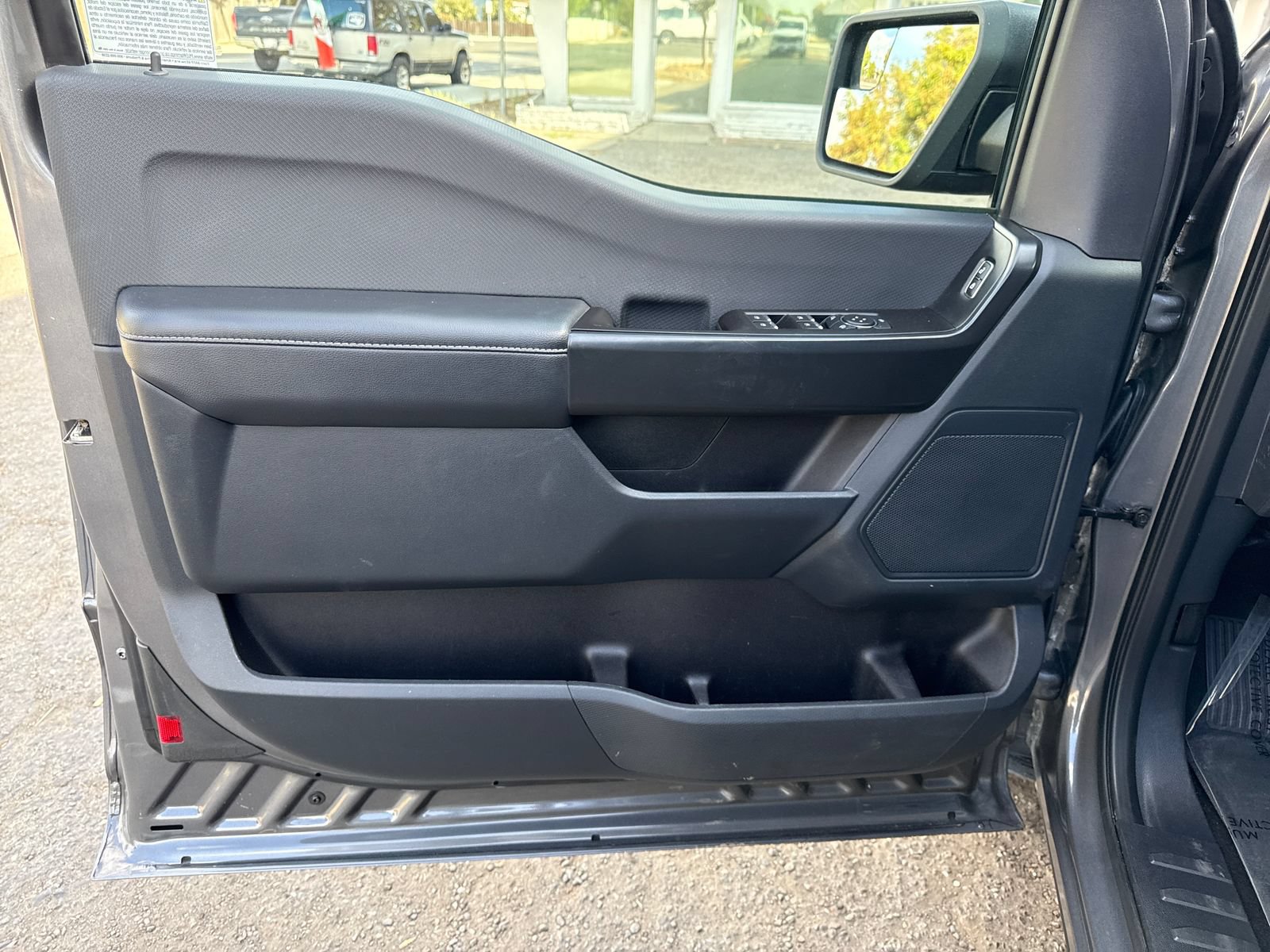 Certified 2022 Ford F150 XL w/ STX Appearance Package RWD image 10