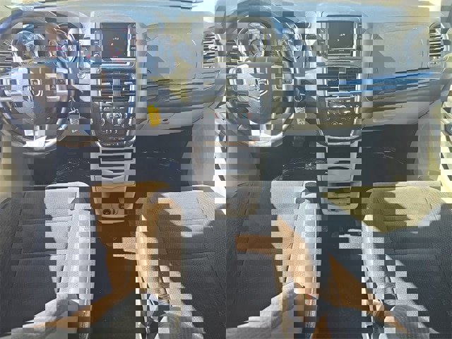 Used 2017 Dodge Grand Caravan SE w/ Power Window Group image 18