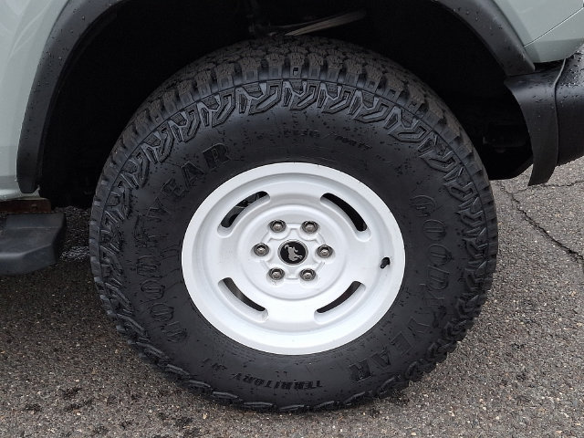 Certified 2023 Ford Bronco Heritage Edition AWD/4WD image 12