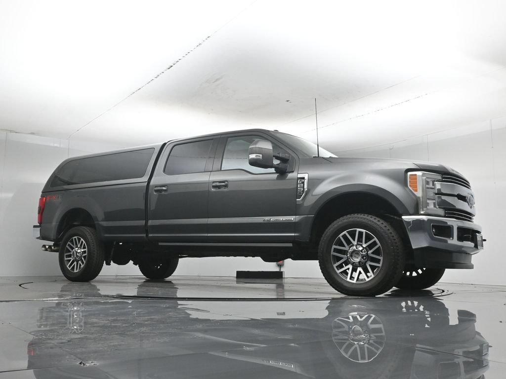 Certified 2017 Ford F250 Lariat w/ Lariat Ultimate Package AWD/4WD image 4