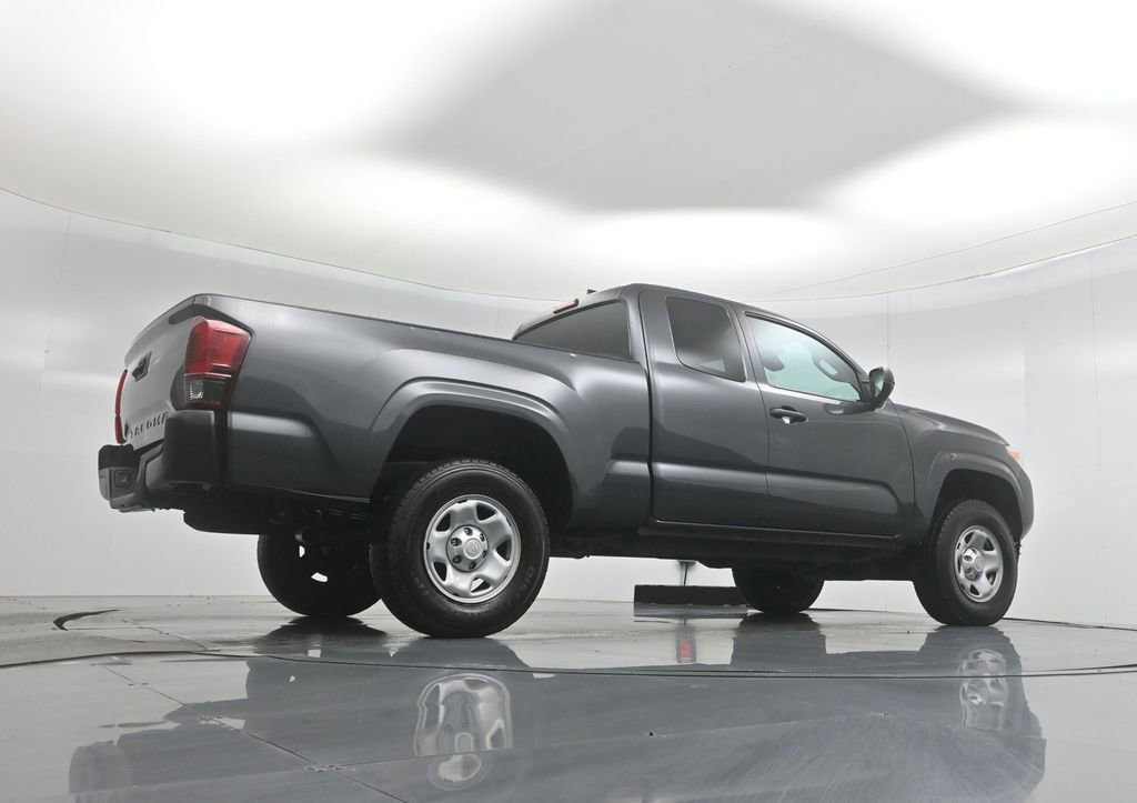 Used 2023 Toyota Tacoma SR image 15
