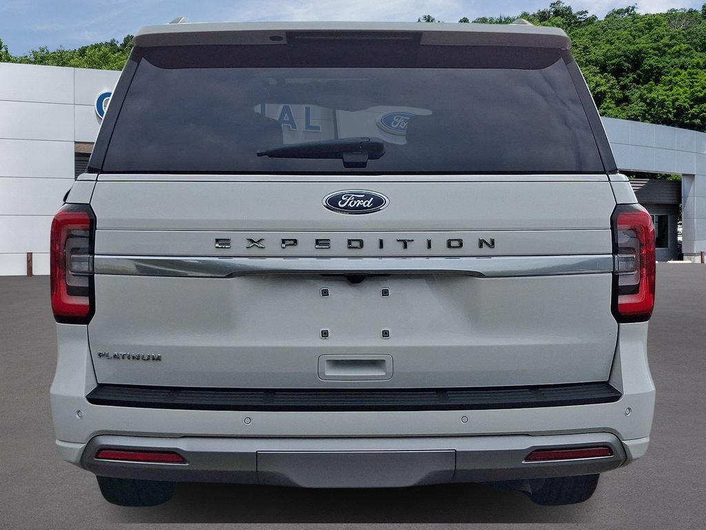 Certified 2024 Ford Expedition Platinum AWD/4WD image 5