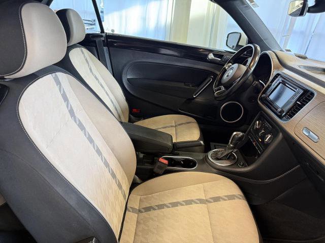 Used 2018 Volkswagen Beetle 2.0T Coast image 16