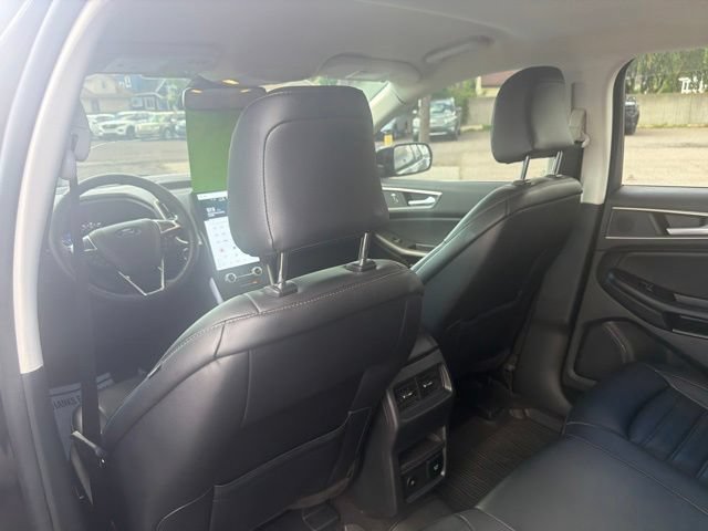 Certified 2024 Ford Edge SEL w/ Convenience Package AWD/4WD image 18