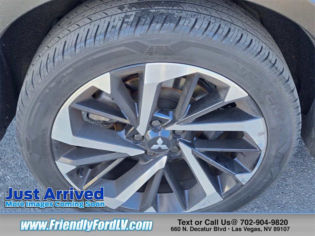 Used 2022 Mitsubishi Outlander SEL image 4