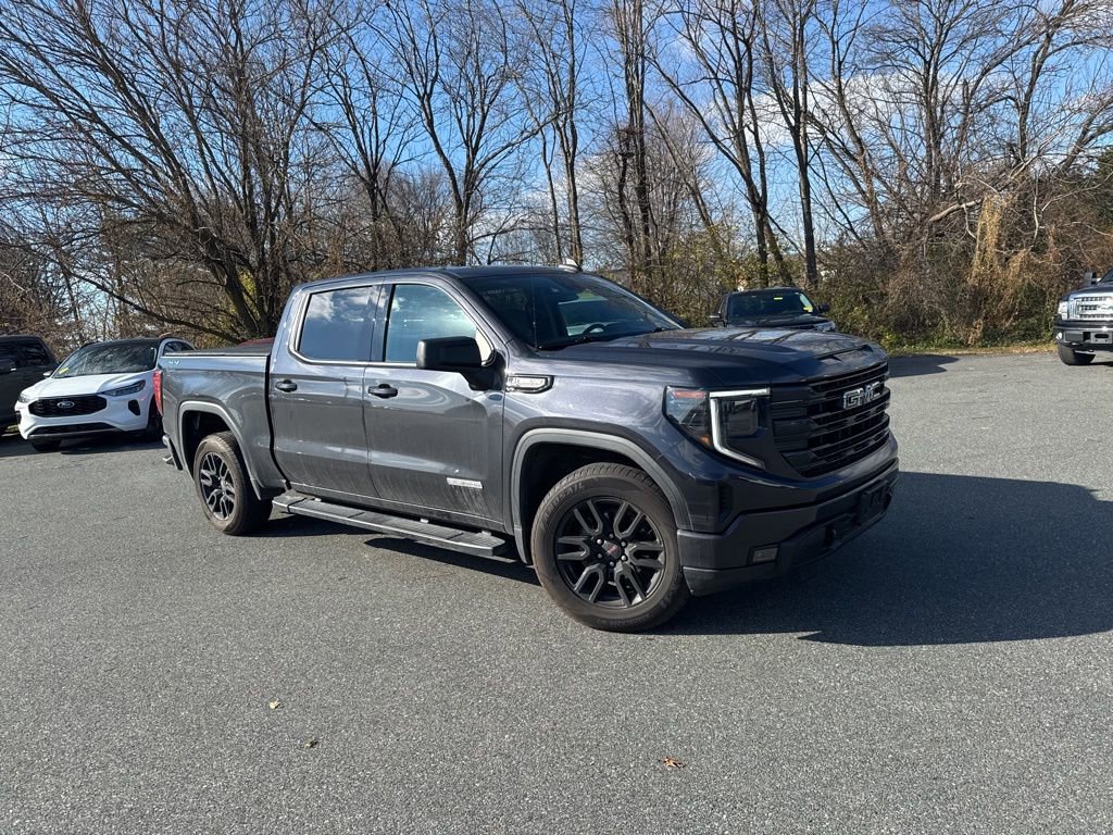 Used 2022 GMC Sierra 1500 Elevation w/ LPO, Elevation Black Package