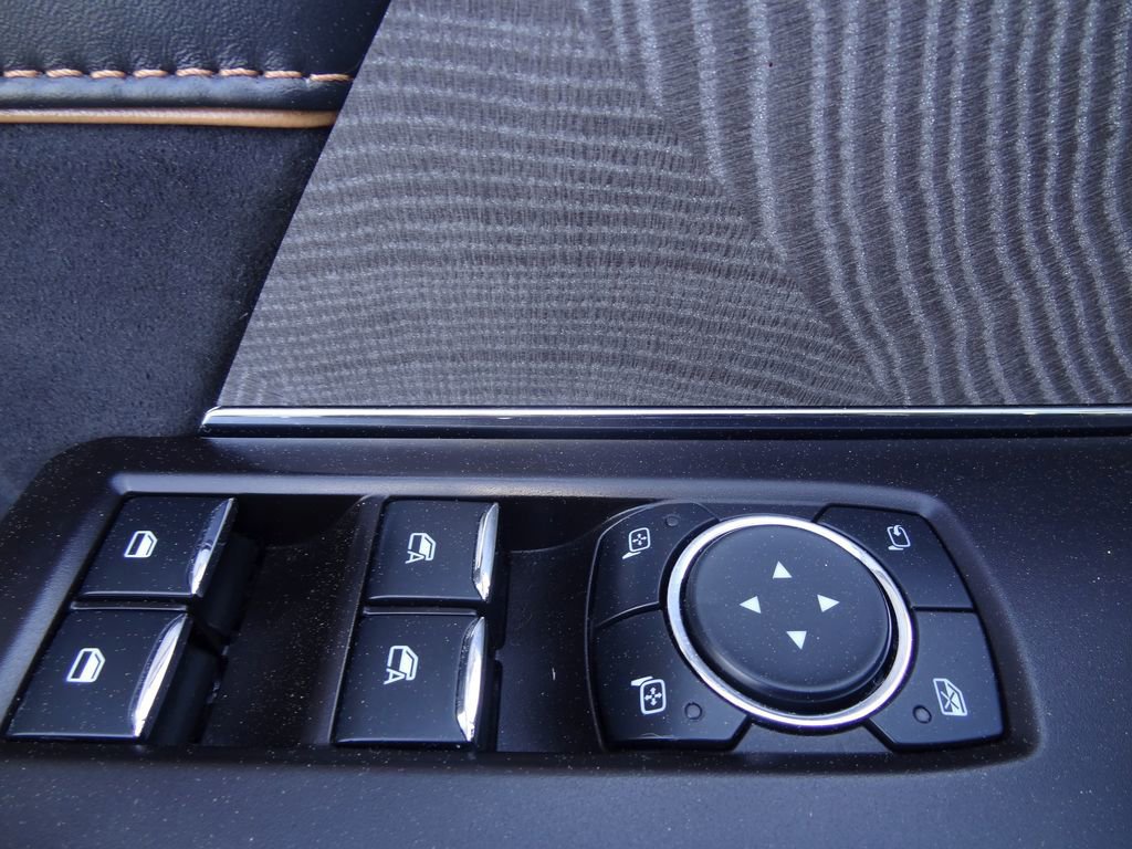 Certified 2023 Ford F150 Platinum w/ Equipment Group 701A High image 24