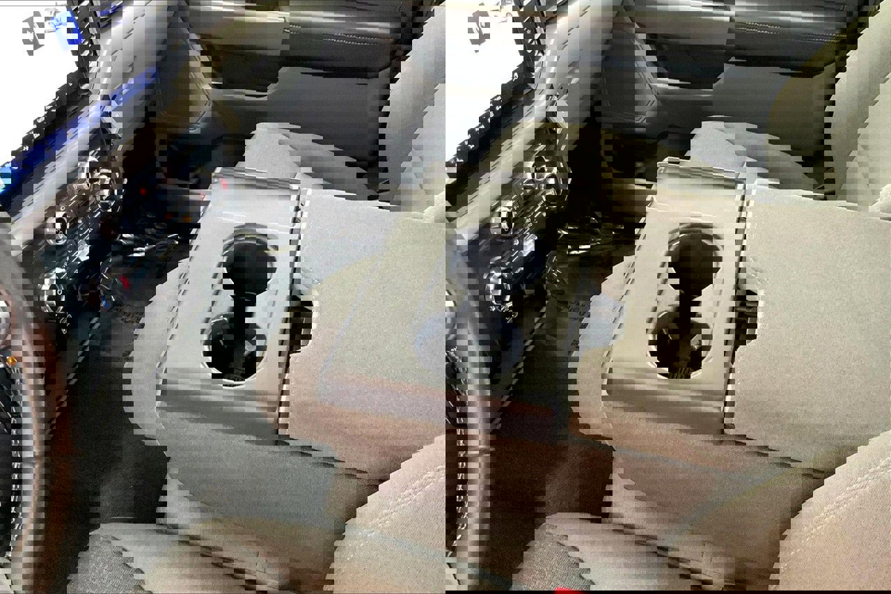 Certified 2025 Ford F150 XLT w/ Equipment Group 301A Standard image 17