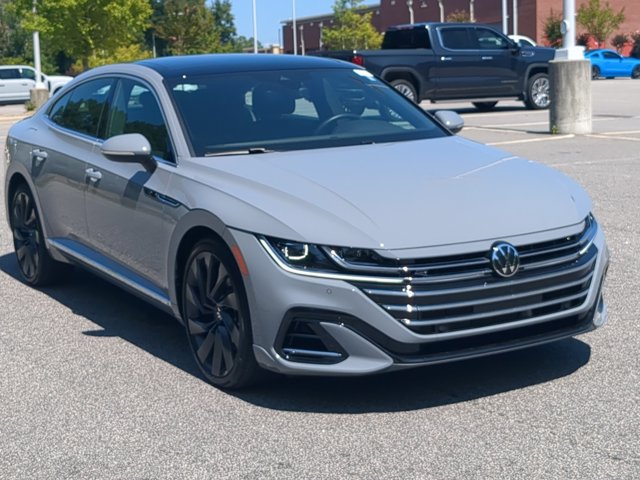 Used 2023 Volkswagen Arteon SEL AWD/4WD image 1