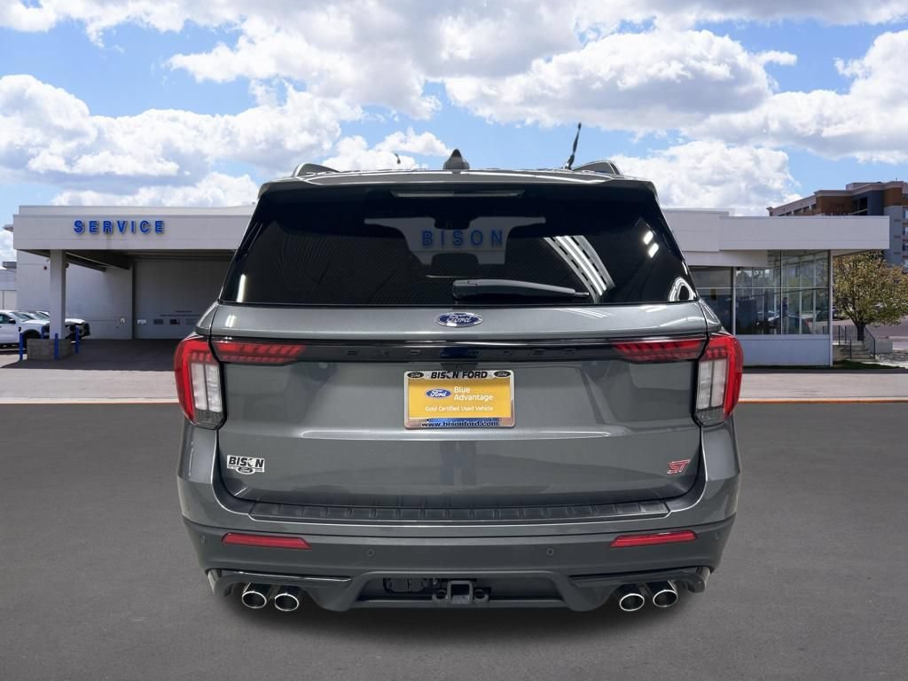 Certified 2025 Ford Explorer ST AWD/4WD image 4