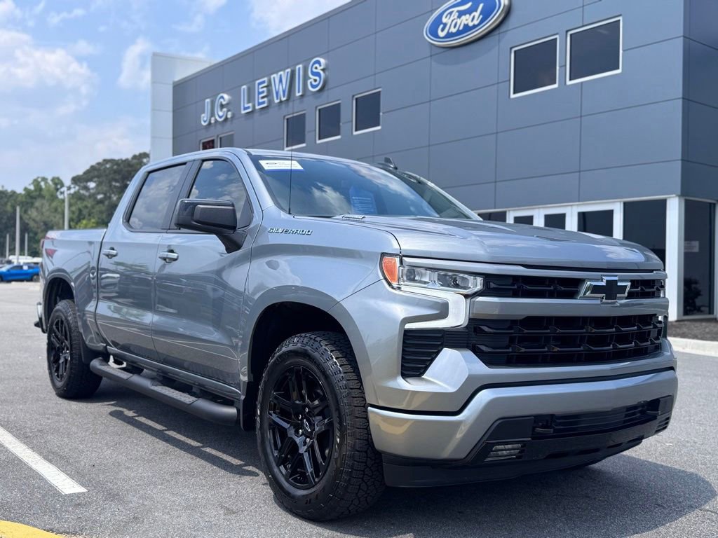 Used 2026 Chevrolet Silverado 1500 RST w/ RST Select Package AWD/4WD image 1