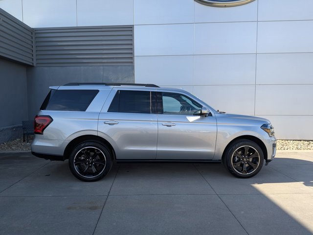 Certified 2024 Ford Expedition Limited image 6