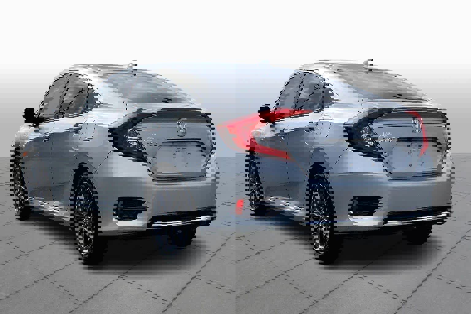 Used 2020 Honda Civic EX image 2