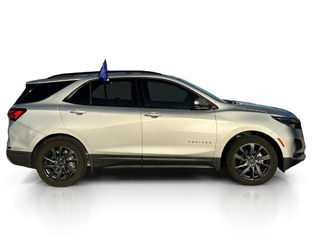 Used 2022 Chevrolet Equinox RS w/ RS Leather Package FWD image 9