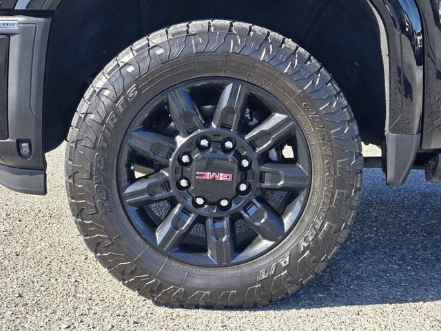 Used 2024 GMC Sierra 2500 AT4 w/ AT4 Premium Plus Package AWD/4WD image 10